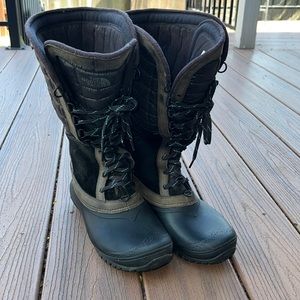 North Face women’s thermoball utility boots